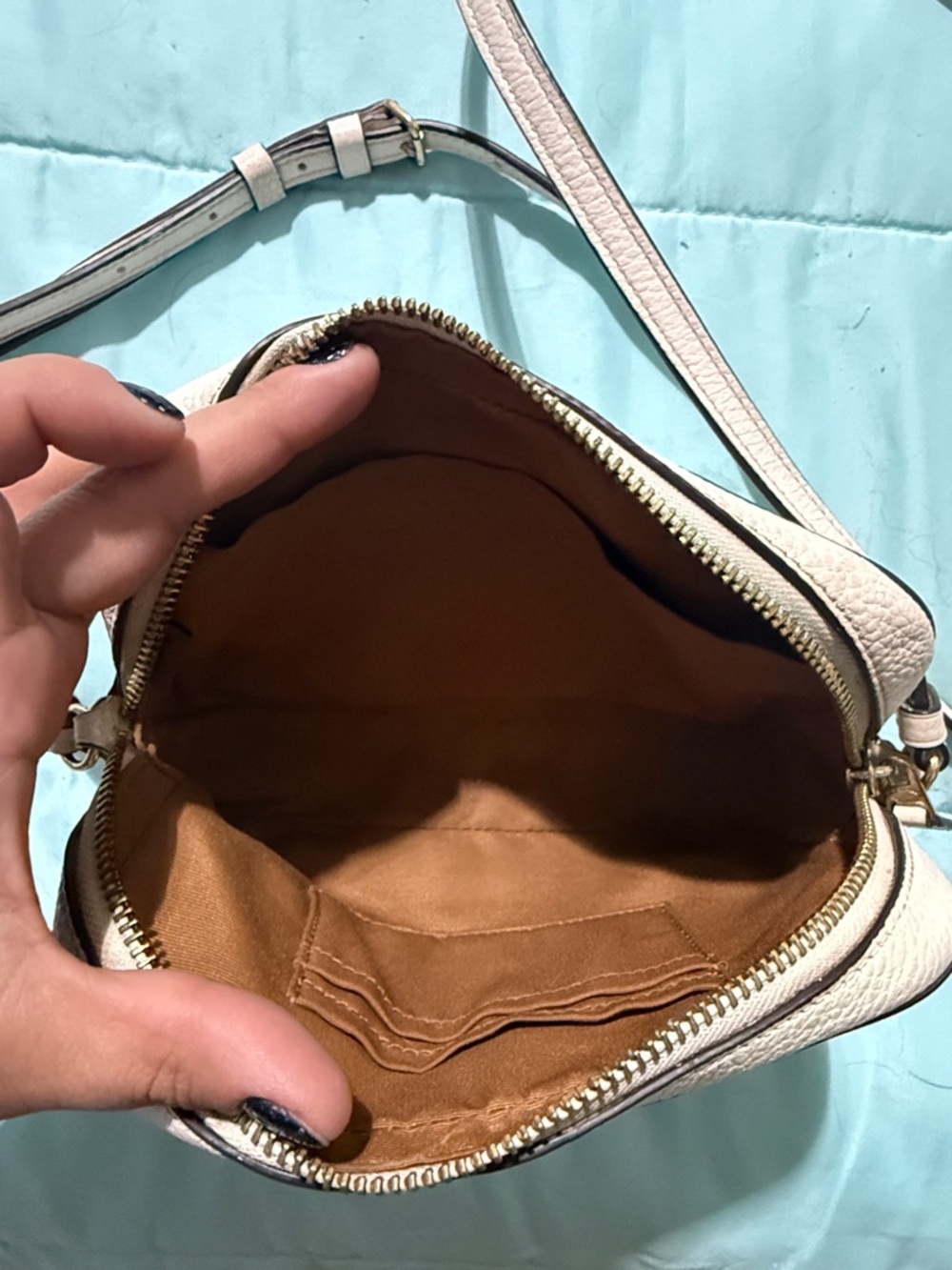 Coach Crossbody - Picture 10 of 12